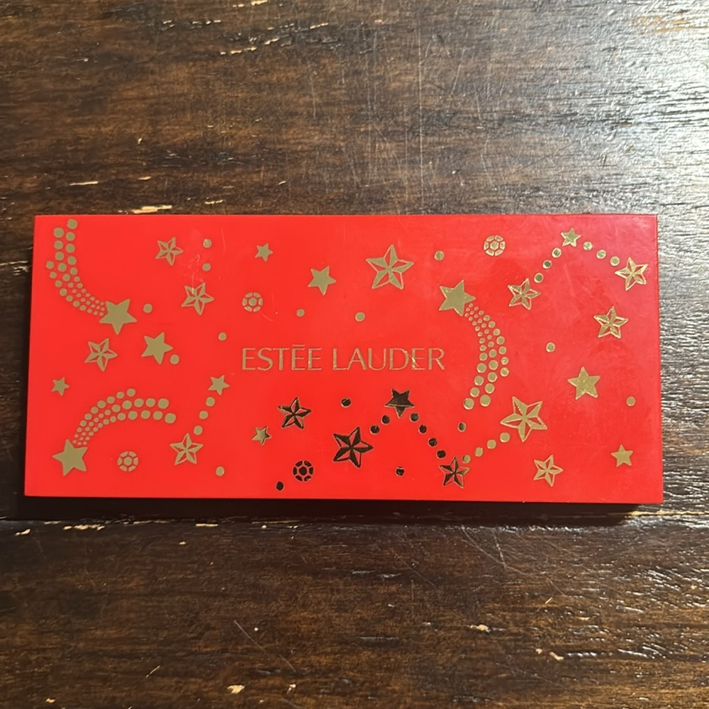 Estée Lauder 8-Piece Skincare, Lip, & Makeup Bundle - Picture 11 of 12